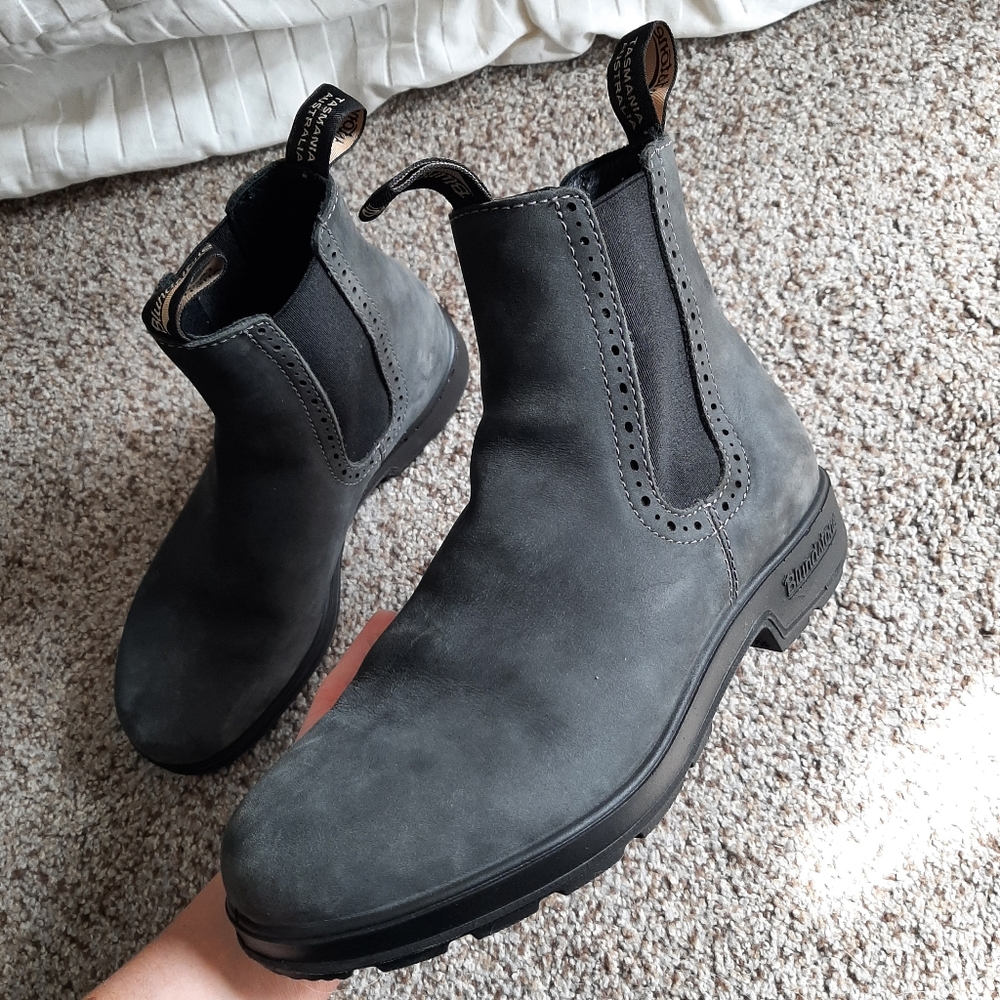 Blundstone high top boots